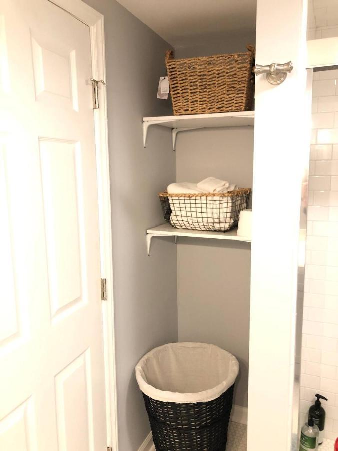 Recently Renovated Chic Durham Farmhouse Exterior photo
